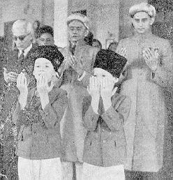 Mowlana Hazar Imam age 7 and Prince Amyn Aga Khan joining the prayers at Nairobi JK
